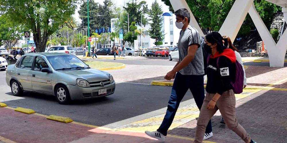 Proponen Urbanismo humanista y movilidad segura en foro sobre Espacio Público en la BUAP