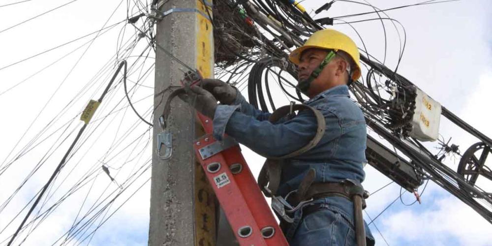 Retiran 12 mil metros de cable sin servicio en La Margarita