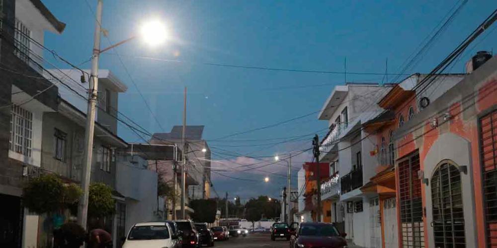 Modernizan el alumbrado público de San Baltazar Campeche y La Libertad