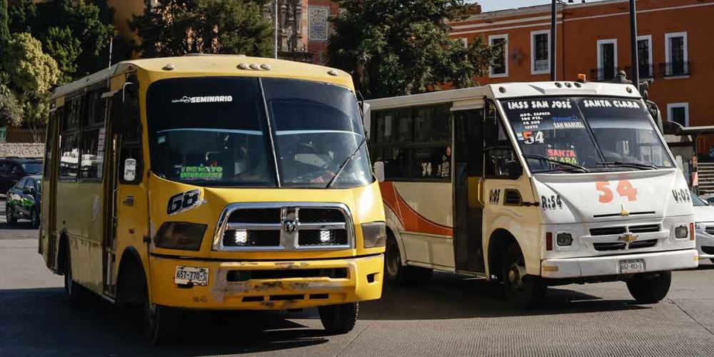 Armenta revisará concesiones del transporte público en Puebla para detectar irregularidades