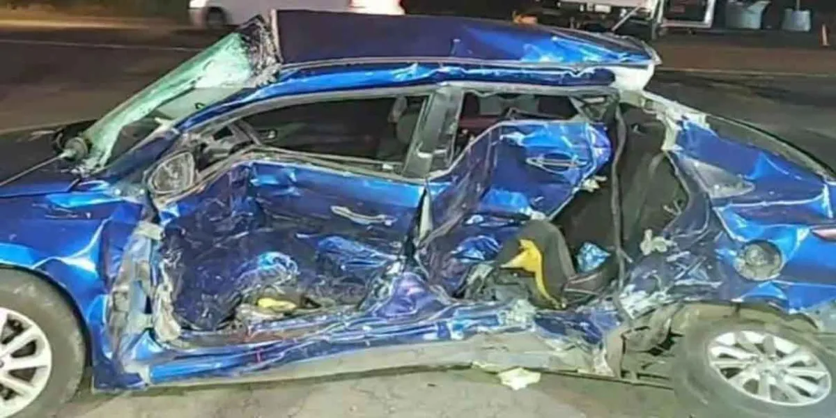 Choque frontal en la Atlixco-Puebla deja un muerto y una herida grave