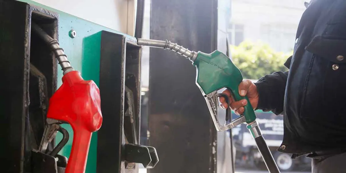 PAN pide alcanzar un "tope" de 20 pesos en el precio de la gasolina si se reduce IEPS