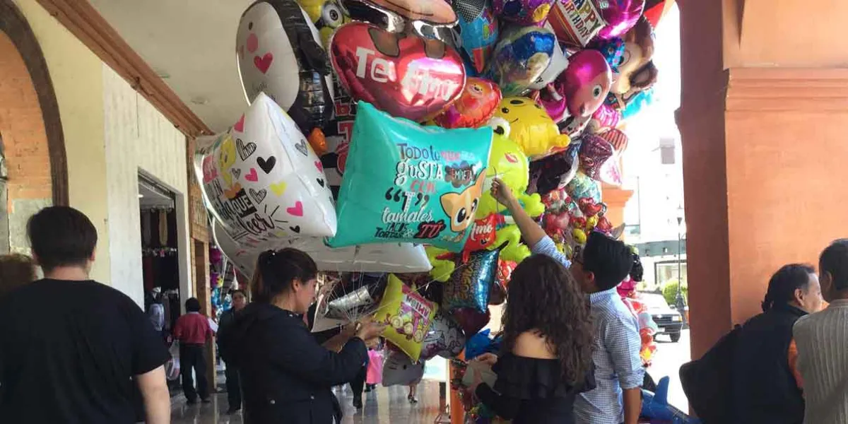 Los globos, en el olvido de los enamorados