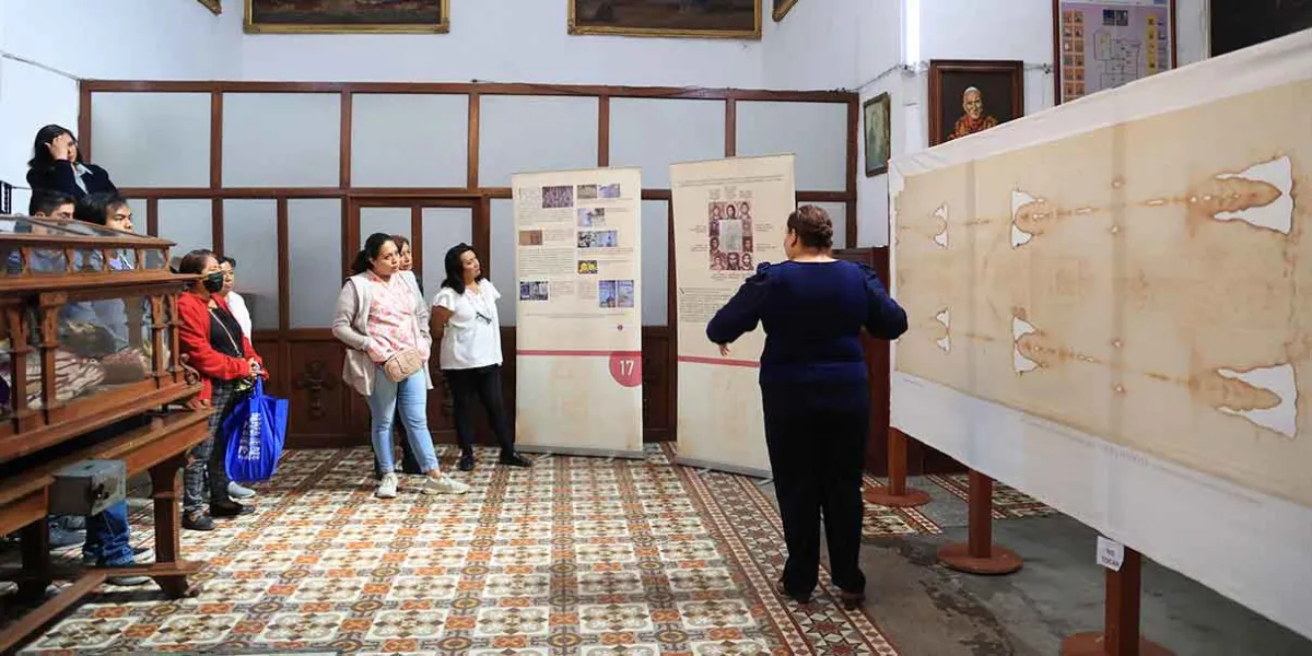 Exhibición de réplica de la Sábana Santa en Puebla: Una oportunidad única