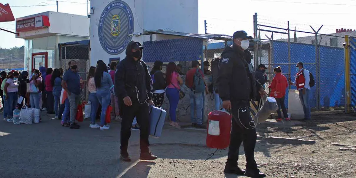 Villegas apoya estrategia de seguridad con más elementos y medidas en penales de Puebla
