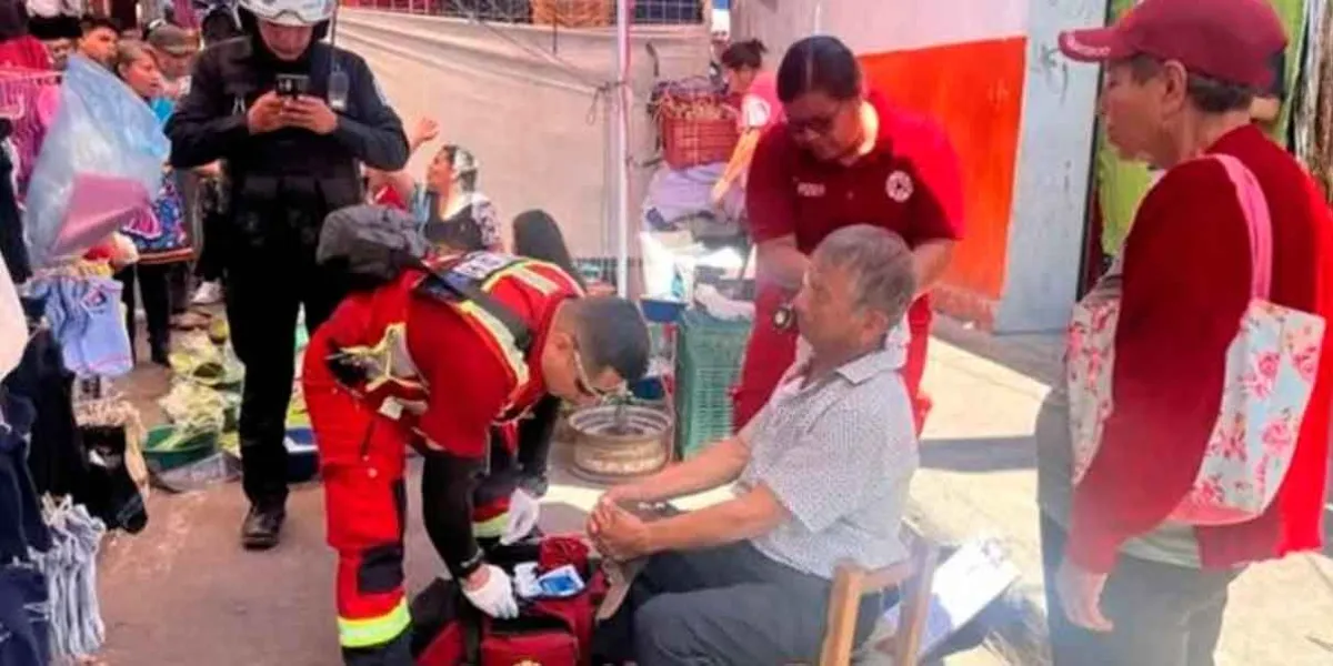 Drogadicto apuñaló a tres personas en el tianguis de Atlixco 