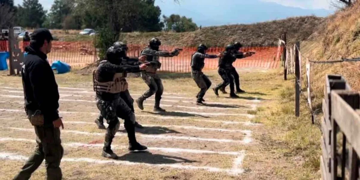 Policía de Chiautzingo se capacita en tiro y autopreservación