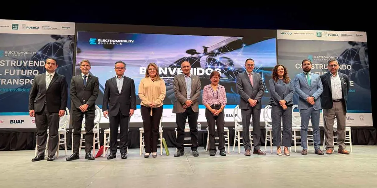 Electromovilidad en México: BUAP, Ibero y gobierno debaten retos y oportunidades en Puebla