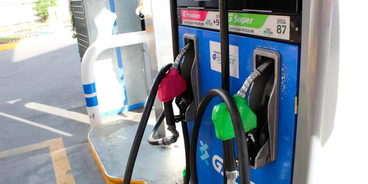 Garantizan abasto de combustible en Puebla y Tlaxcala: Más de 400 viajes semanales