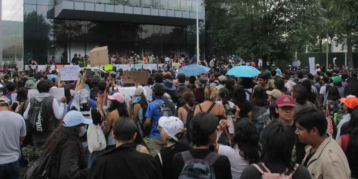Armenta exige a la Antorcha Campesina entrometerse en la BUAP; de no hacerlo habrá sanciones