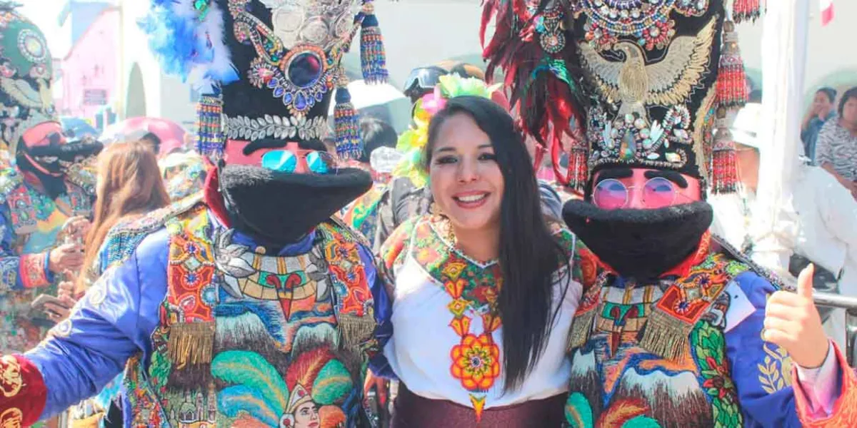 Tonantzin Fernández marca historia al participar en el desfile del Carnaval