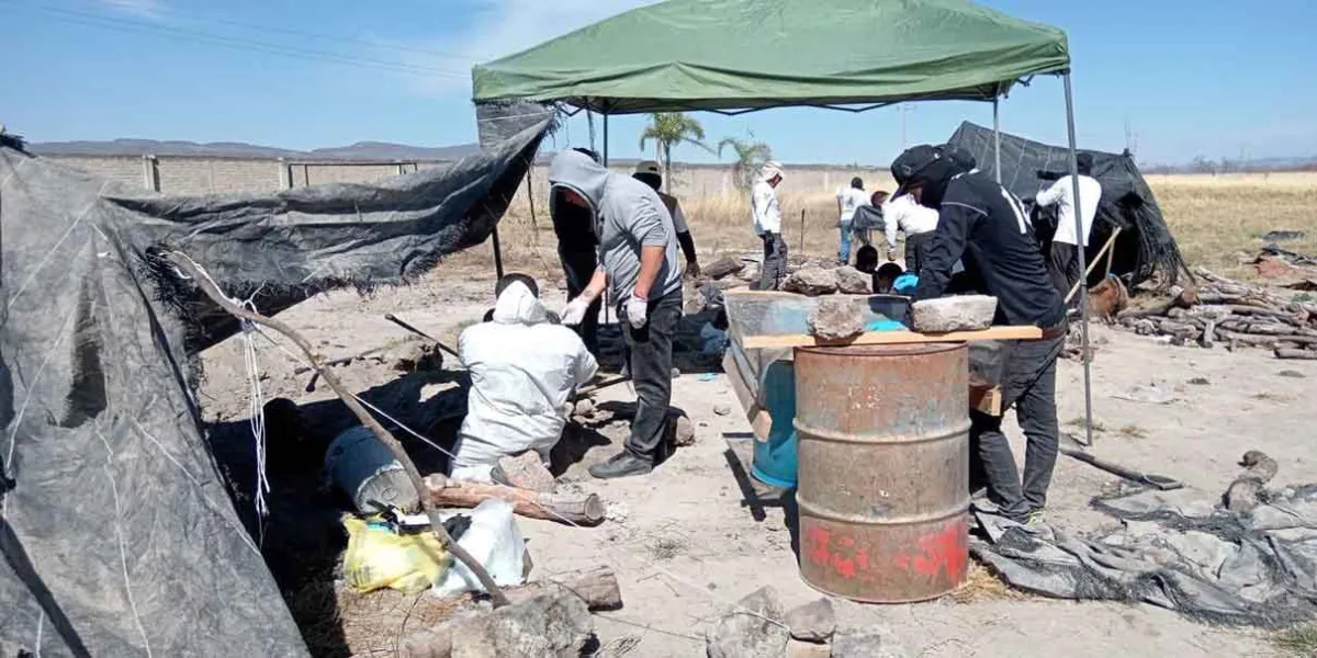 Puebla se une al Luto Nacional por “campo de exterminio” del CJNG en Teuchitlán