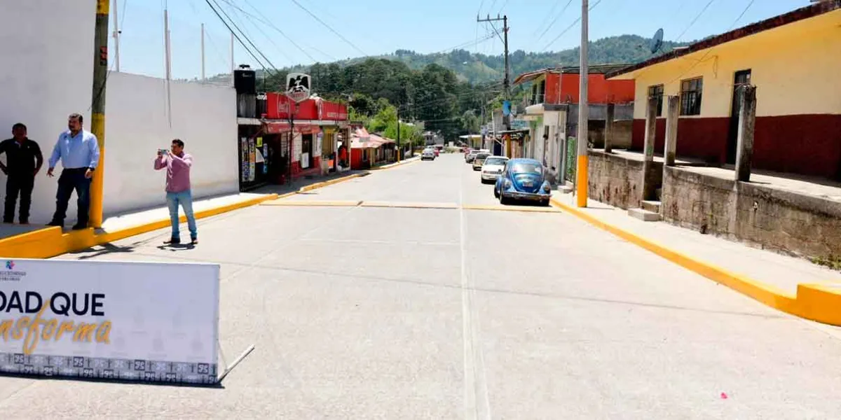 Más obras para Huauchinango;  vecinos estrenan calle