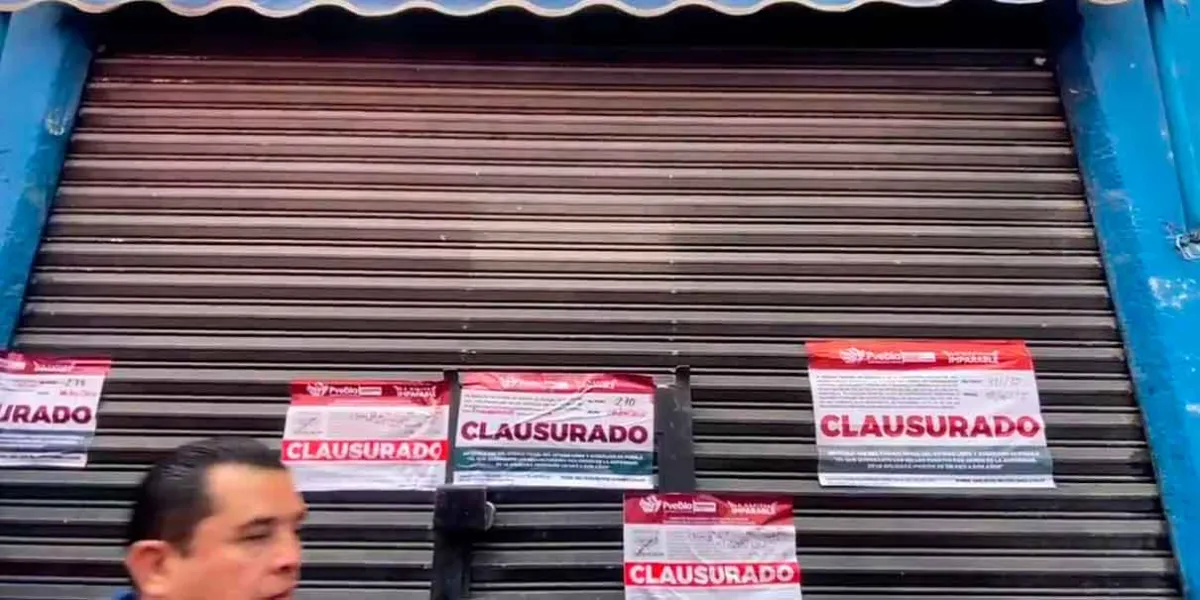 Clausuran cuatro tiendas de importaciones en el Centro Histórico de Puebla tras operativos