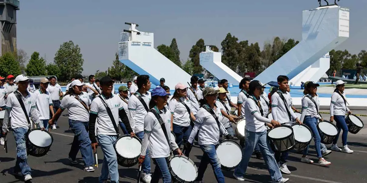 Instituciones educativas se alista para el Desfile del 5 de Mayo