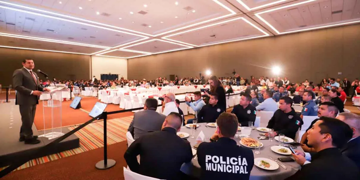 Armenta reforzó compromiso con la seguridad y bienestar de policías