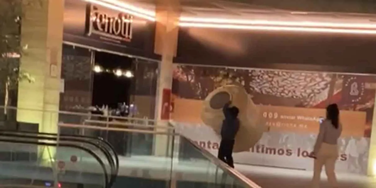 Restaurante Fenotti instala tinacos ilegalmente tras corte de agua por deuda