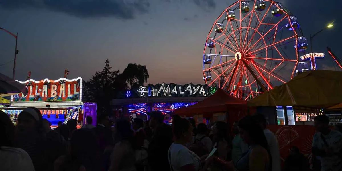 Feria de Puebla arranca con éxito y con robo de celulares 