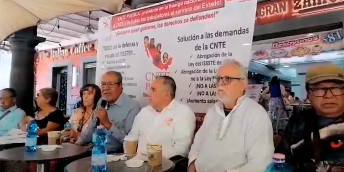 ISSSTEP en crisis: Magisterio exige atención y pensiones dignas