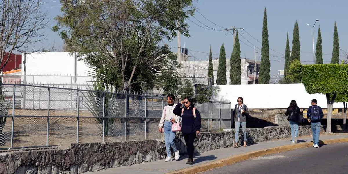 Universitarios y vecinos exigen seguridad en la colonia Universidades 