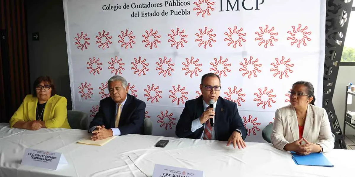 Contadores de Puebla urgen a empresas a prepararse para la jornada laboral de 40 horas