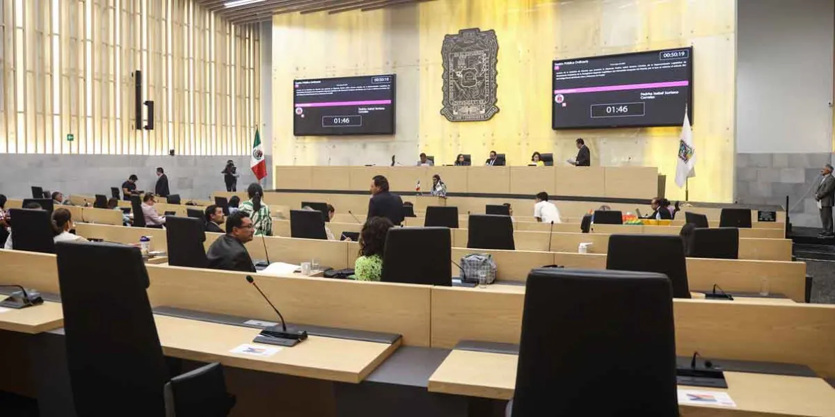 Formalizan en el Congreso la revocación del edil morenista de Calpan