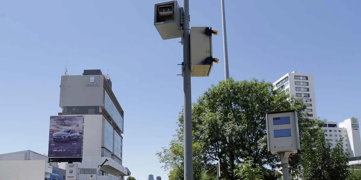 Autotraffic seguirá operando fotomultas en Puebla hasta 2027