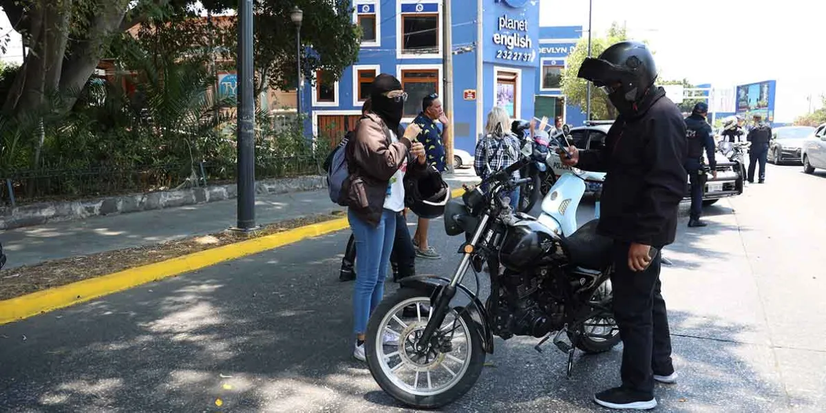 Debate en Puebla: Buscan regulación responsable para motociclistas