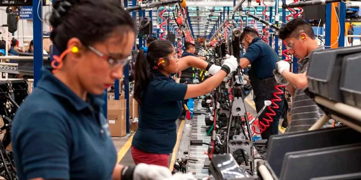 CCE Puebla advierte: Reducción de jornada laboral podría llevar al cierre de micro y pequeñas empresas