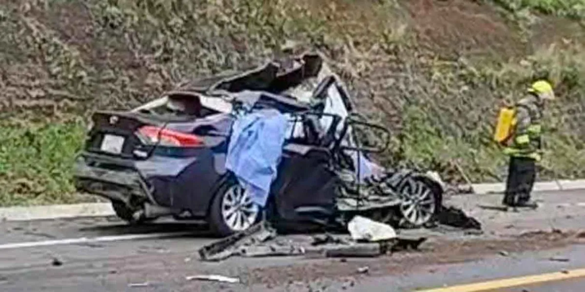 Fatal accidente en la Autopista Siglo XXI deja cinco muertos, entre ellos tres menores de edad