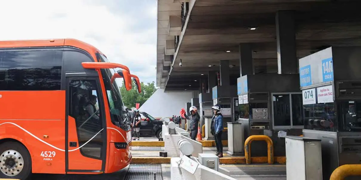 Motociclistas toman caseta de Amozoc tras diálogo con diputados por la “Ley Chaleco”