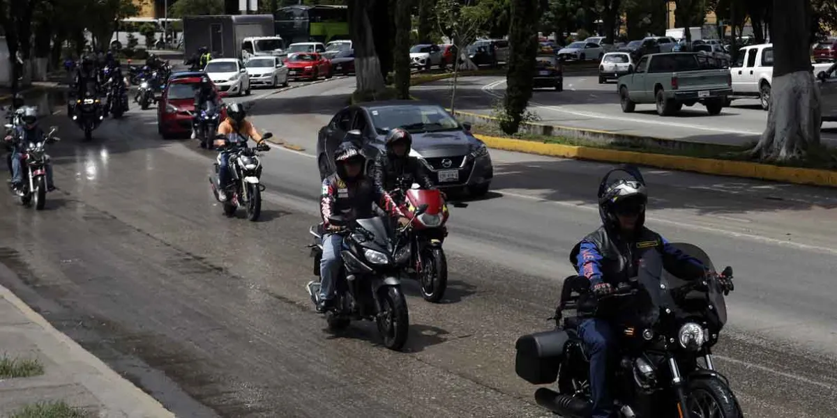 El PRI propone foros para frenar protestas a la Ley Chaleco