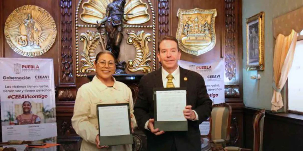 Escuela Libre de Derecho de Puebla y CEEAVI firman convenio en favor de víctimas