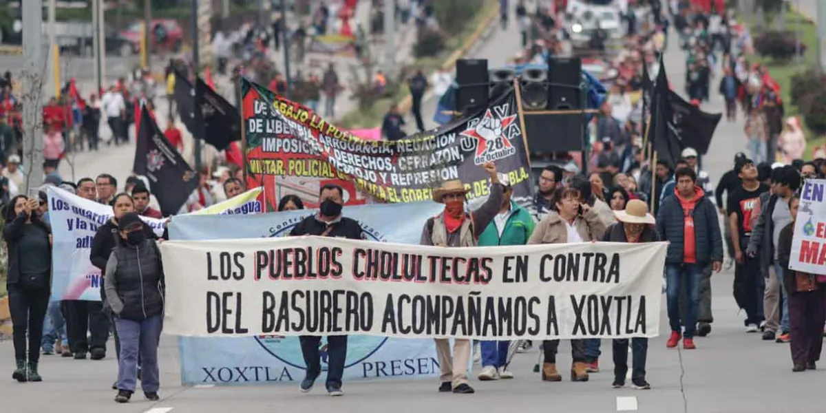 Marcha de la 28 de Octubre provocó el caso en la Vía Atlixcáyotl