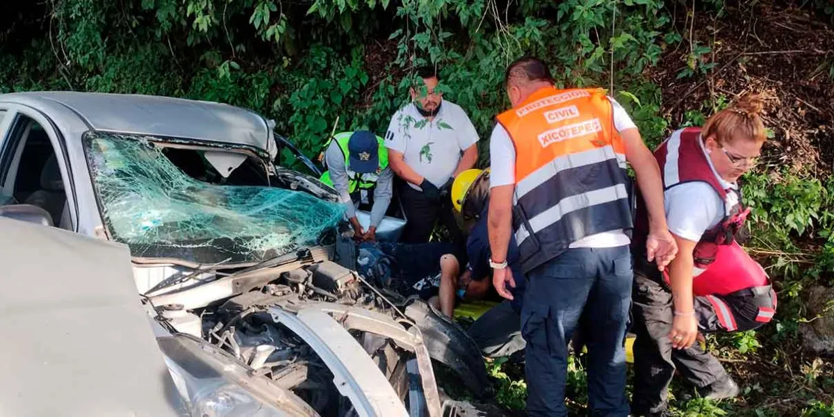 Fuerte accidente en la carretera Pachuca-Tuxpan deja un lesionado en Xicotepec