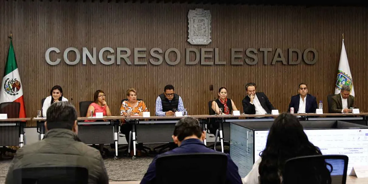 Morena y PAN confrontan posturas previo a aprobación del artículo 480 de ciberasedio en Puebla