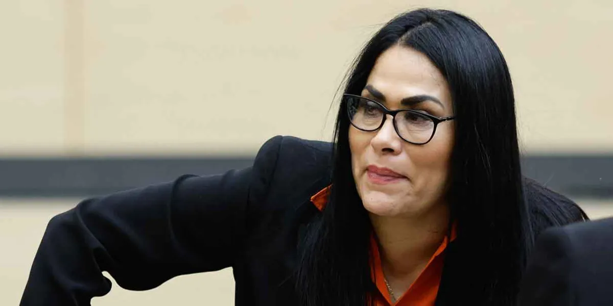 Diputada de MC propone reducir penas por ciberasedio y delimitar uso político de la ley