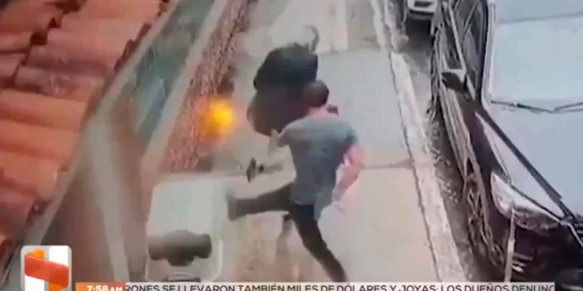 IMÁGENES SENSIBLES. Brutal agresión a adulto mayor en situación de calle en Morelia