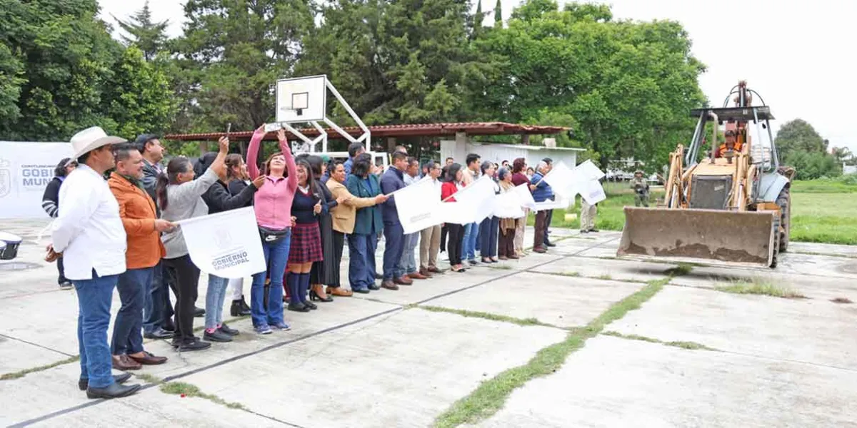 Cuautlancingo dignifica espacios educativos: inicia obra de arco techo en bachillerato Octavio Paz Lozano