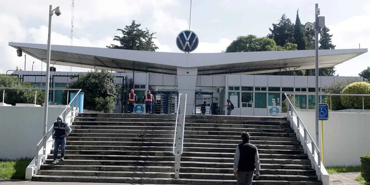 Volkswagen Puebla anuncia paro de producción del 25 de agosto al 7 de septiembre