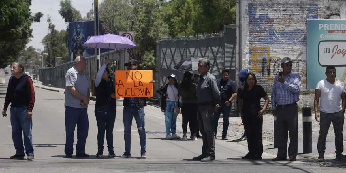 Protestas por ciclovía en Avenida Las Torres cumplen tres días; vecinos exigen suspensión del proyecto