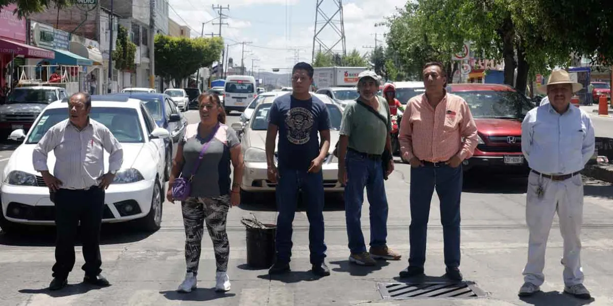 Protestas y cierre vial en avenida Las Torres por colocación de Ciclovía