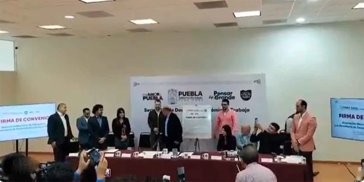 Puebla firma convenio con la AMFI para atraer producciones audiovisuales al estado