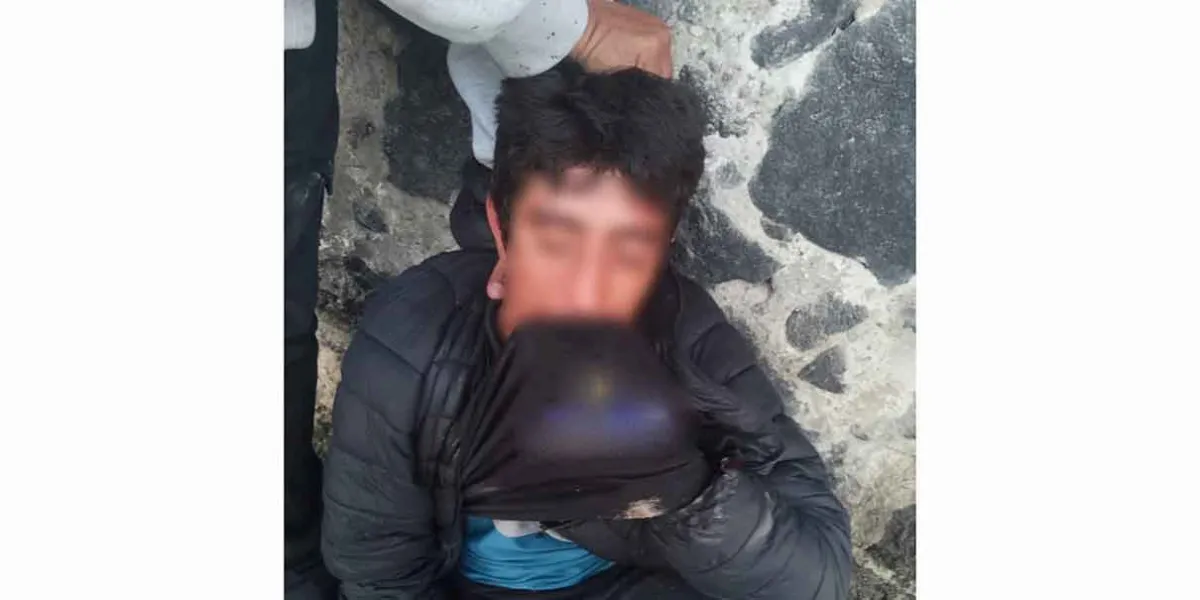 Vecinos de Balcones detienen y golpean a dos sujetos por intento de robo de vehículo