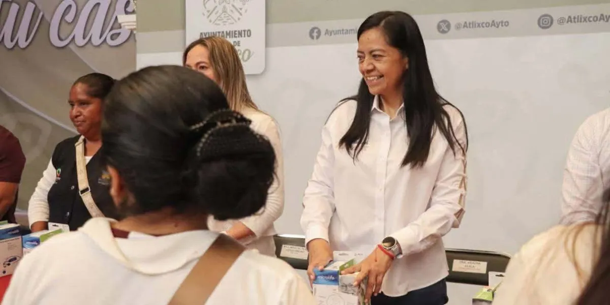 Ariadna Ayala equipa con kits médicos a 30 Casas de Salud en Atlixco