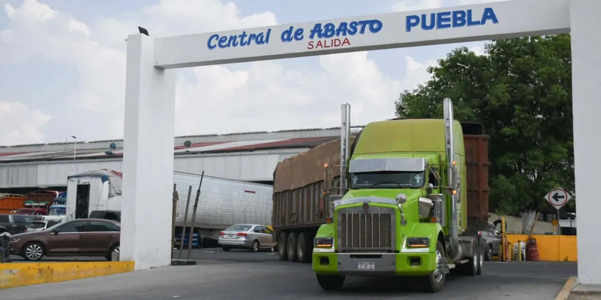 Barda perimetral en Centro de Abasto afectaría a más de seis mil trabajadores
