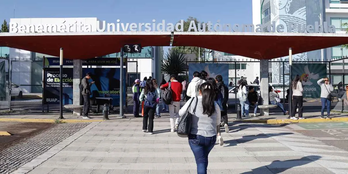 BUAP lanza convocatoria de corrimiento y lugares disponibles para admisión 2025