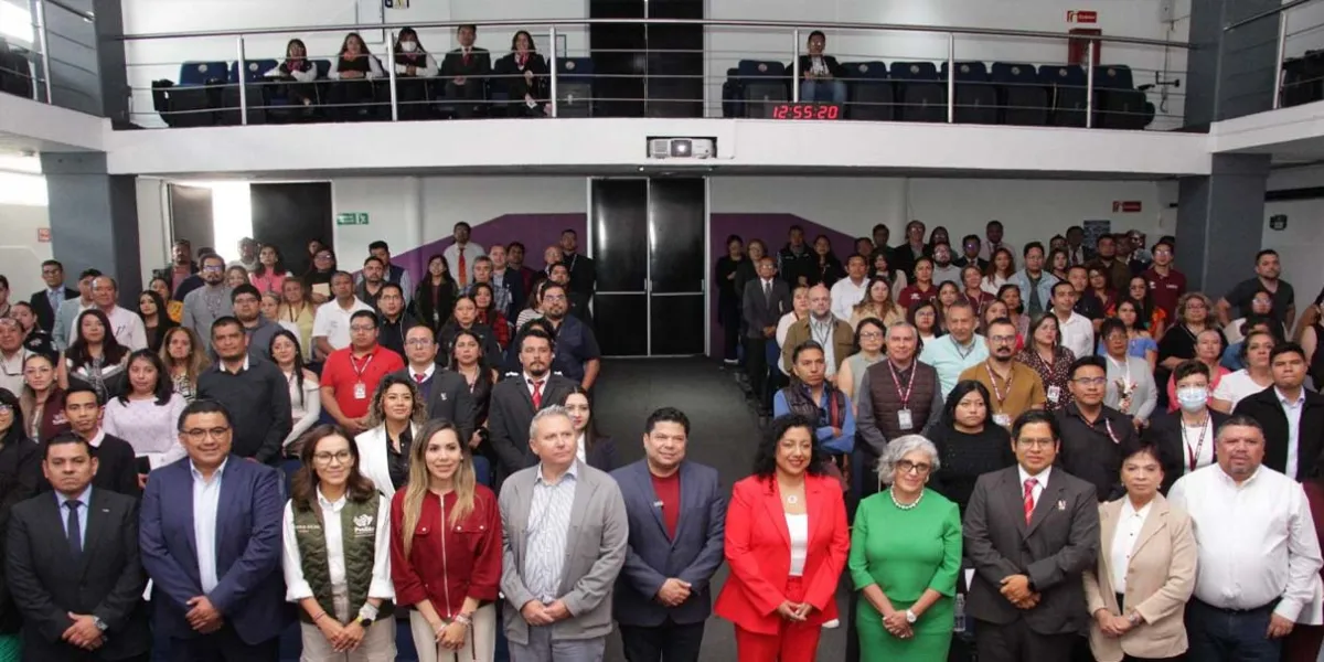 Contraloría de Puebla capacita a funcionarios en lucha contra la corrupción