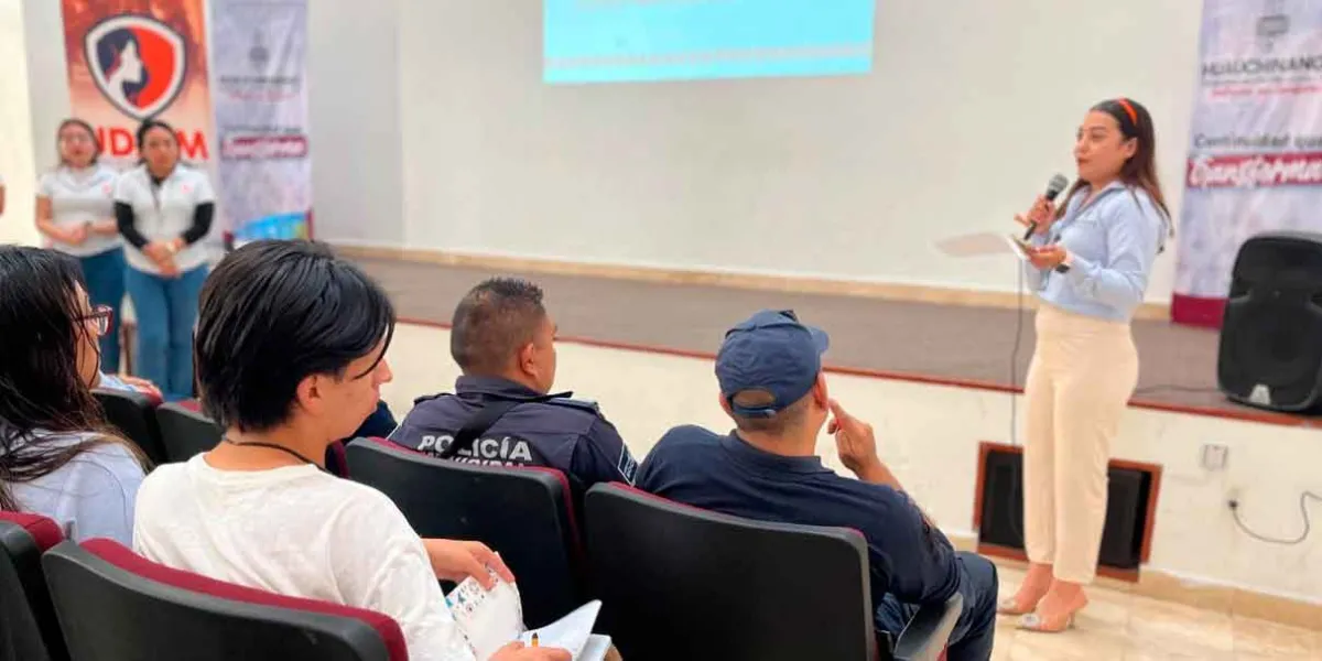  Capacitación a policías de Huauchinango para atender casos de violencia 