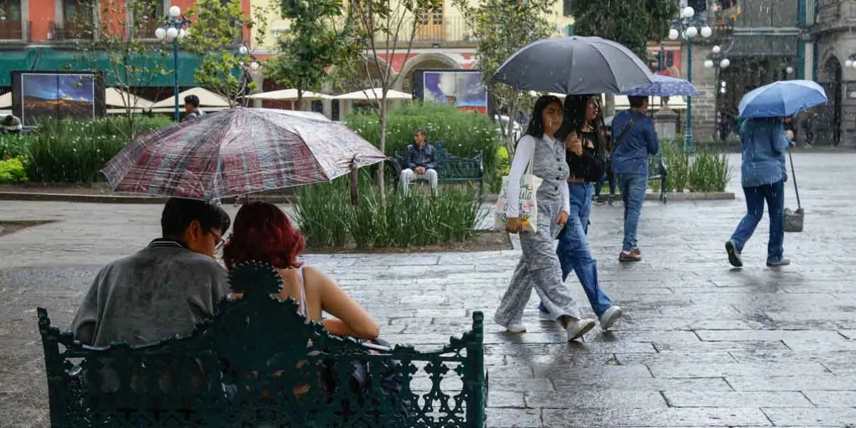 Ten cuidado, habrá LLUVIA esta tarde en Puebla